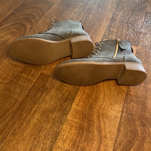 XAPPEAL WOMENS LACE UP COMBAT BOOT - GREY- SIZE 7 - Picture 4 of 6